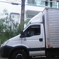Caminhão de Mudanças em Aracoiaba da Serra