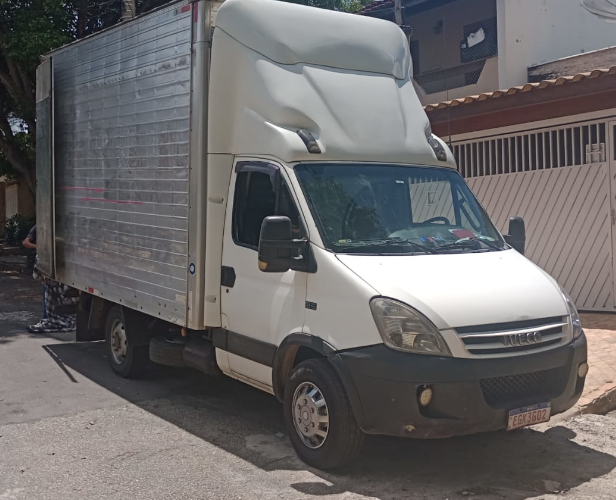 Equipe MM Transportes em ação